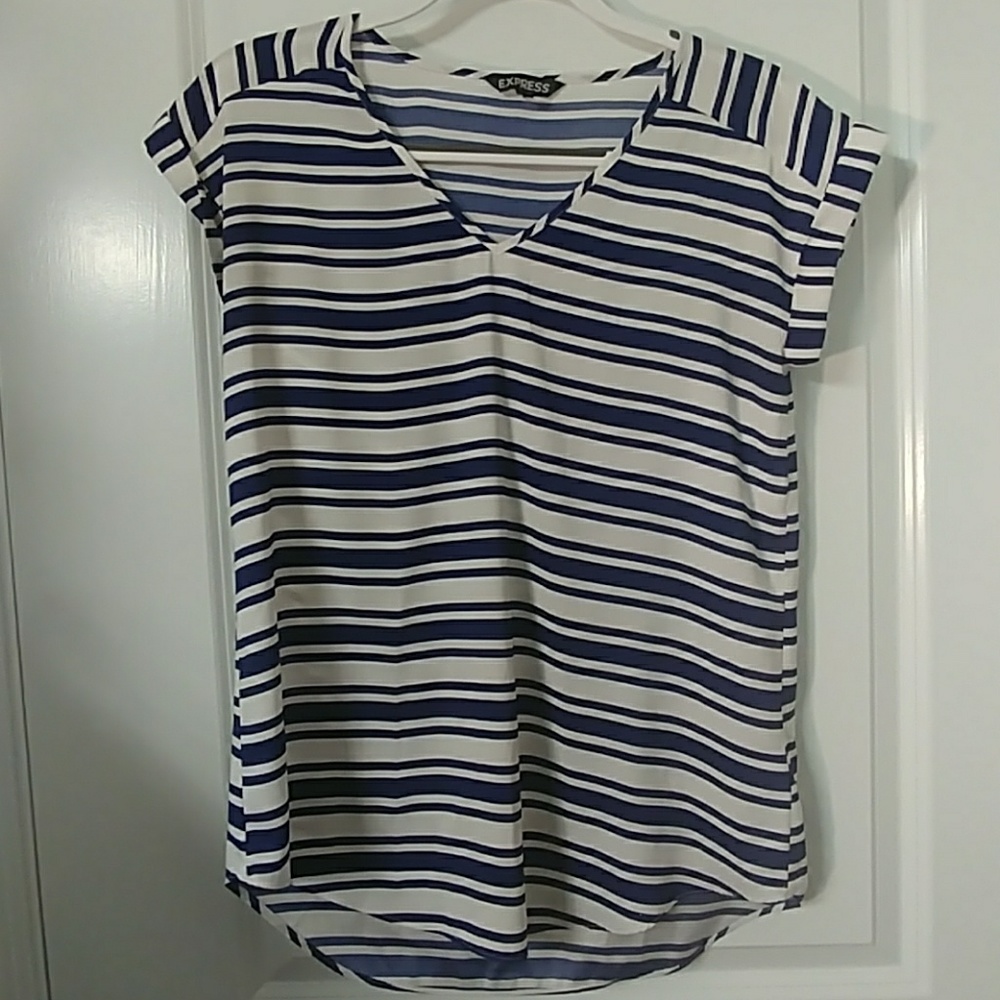 Striped Express V-neck
